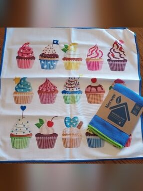Norwex Blue/green  EnviroCloth with Colorful Cupcake Print Window Cloth